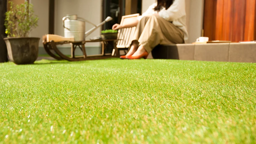 緑豊かな、快適空間。心地よさを追求した高密度人工芝