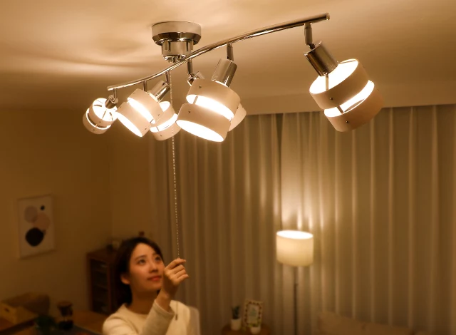 LEDシーリングライト 6灯タイプ｜モダンデコ公式｜インテリア家具・デザイン家電の総合通販