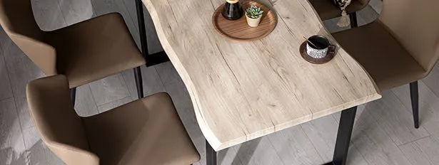 ダイニングテーブル